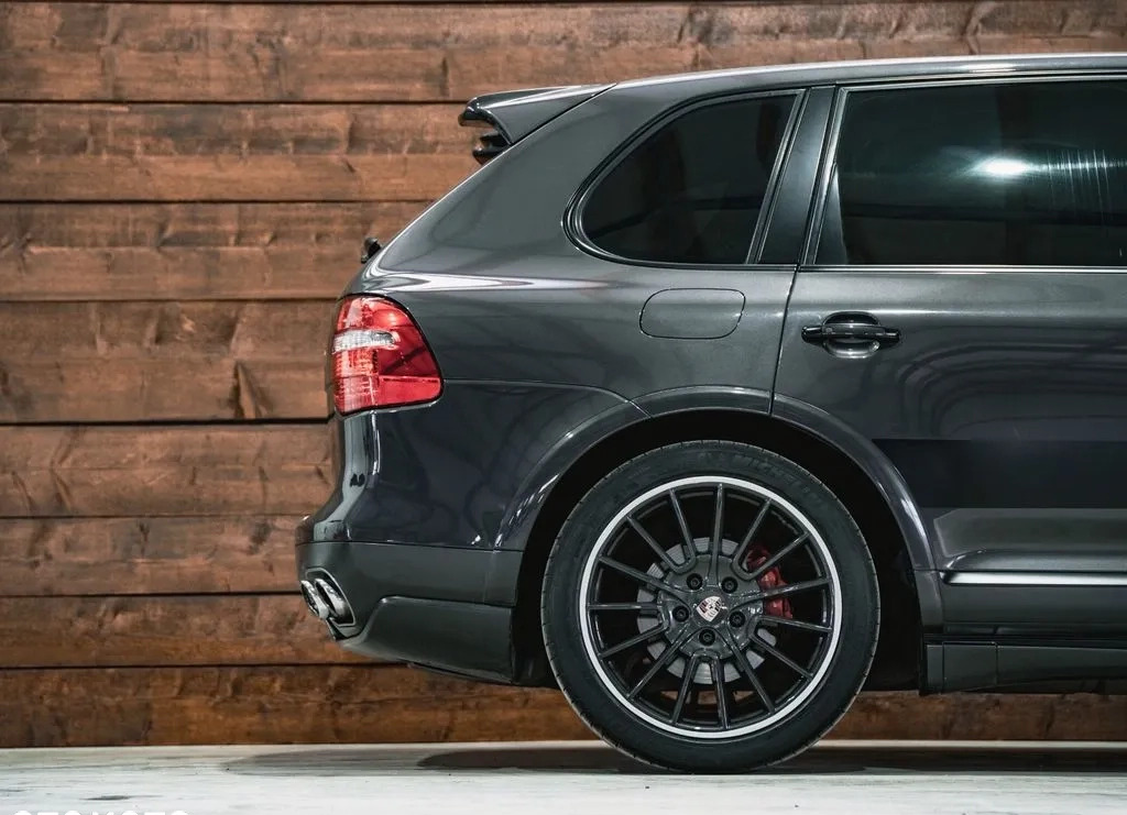Porsche Cayenne cena 119999 przebieg: 199000, rok produkcji 2010 z Poznań małe 137